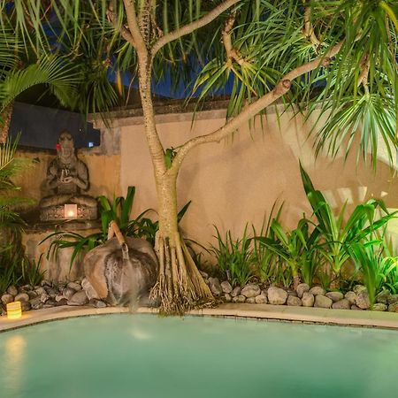 Villa Tirta Naga Bali Семиняк Екстериор снимка