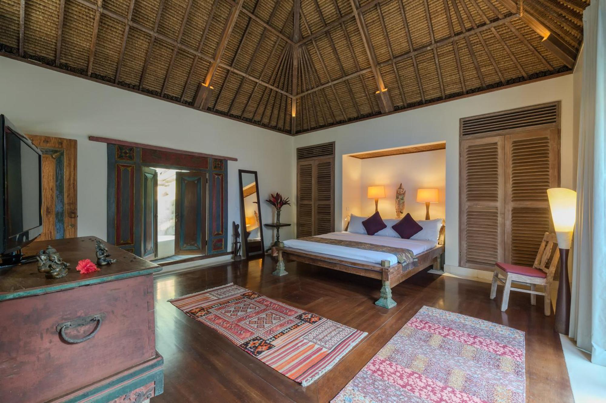Villa Tirta Naga Bali Семиняк Екстериор снимка