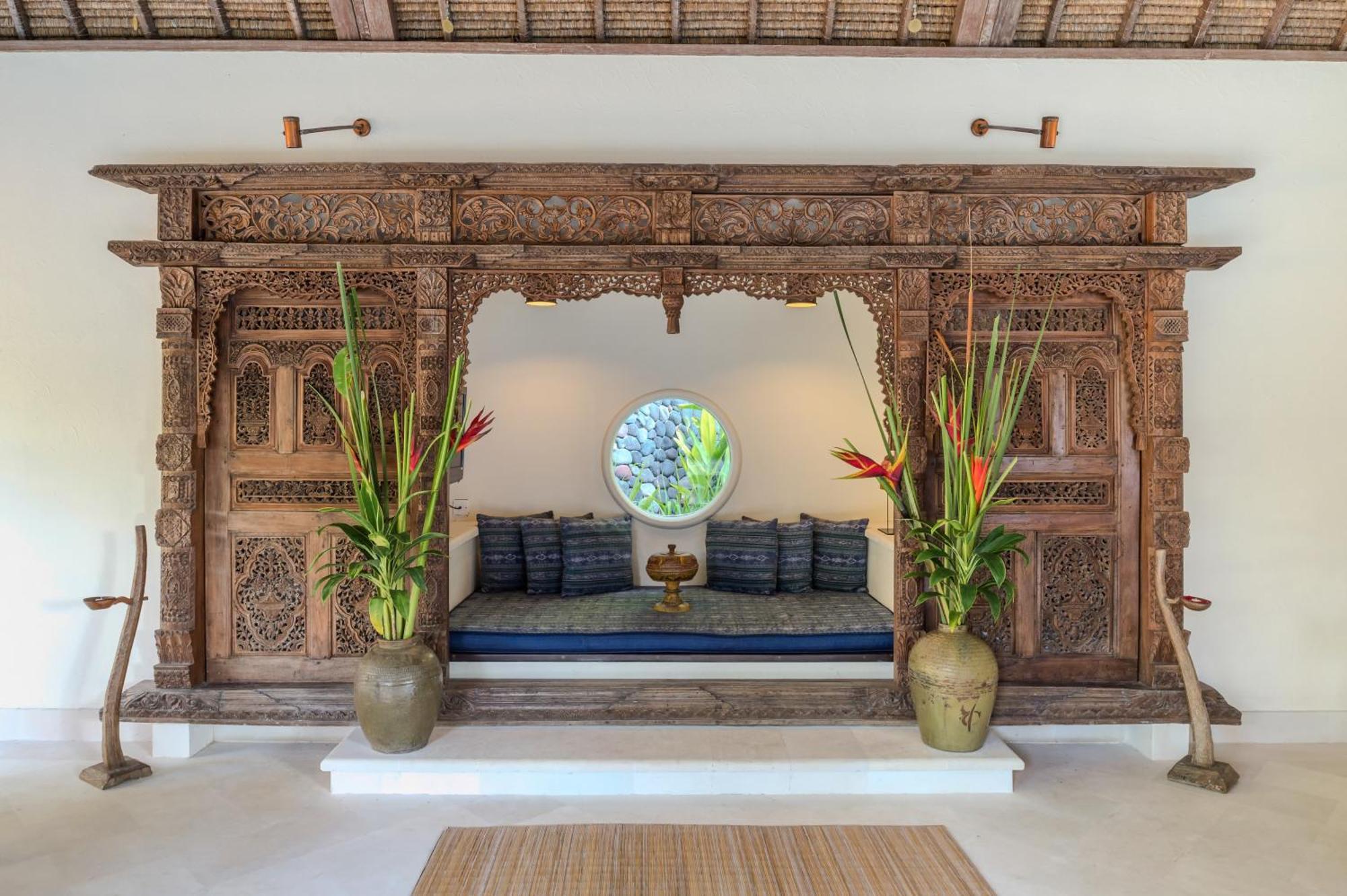 Villa Tirta Naga Bali Семиняк Екстериор снимка